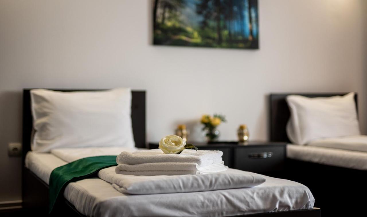 Escala Rooms Ghimbav Exteriér fotografie