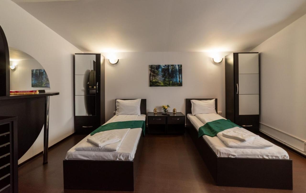 Escala Rooms Ghimbav Exteriér fotografie