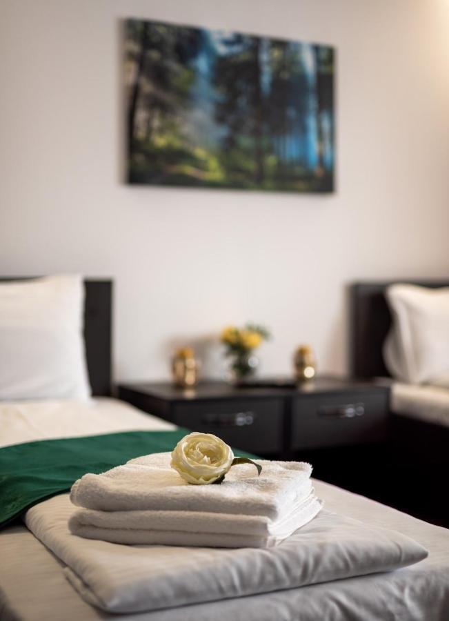 Escala Rooms Ghimbav Exteriér fotografie