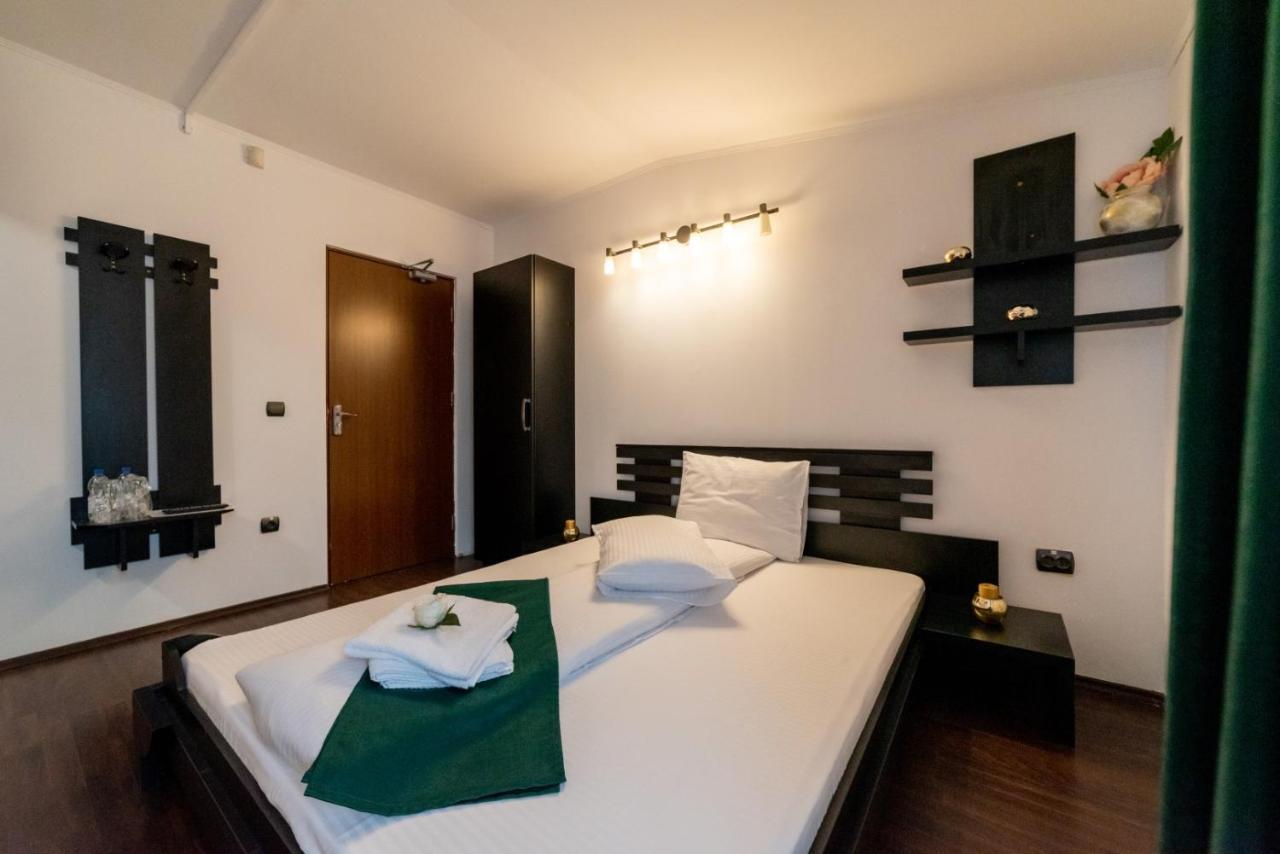 Escala Rooms Ghimbav Exteriér fotografie