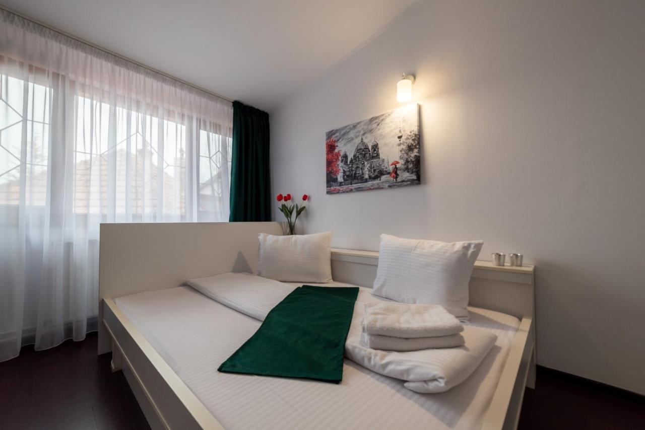 Escala Rooms Ghimbav Exteriér fotografie