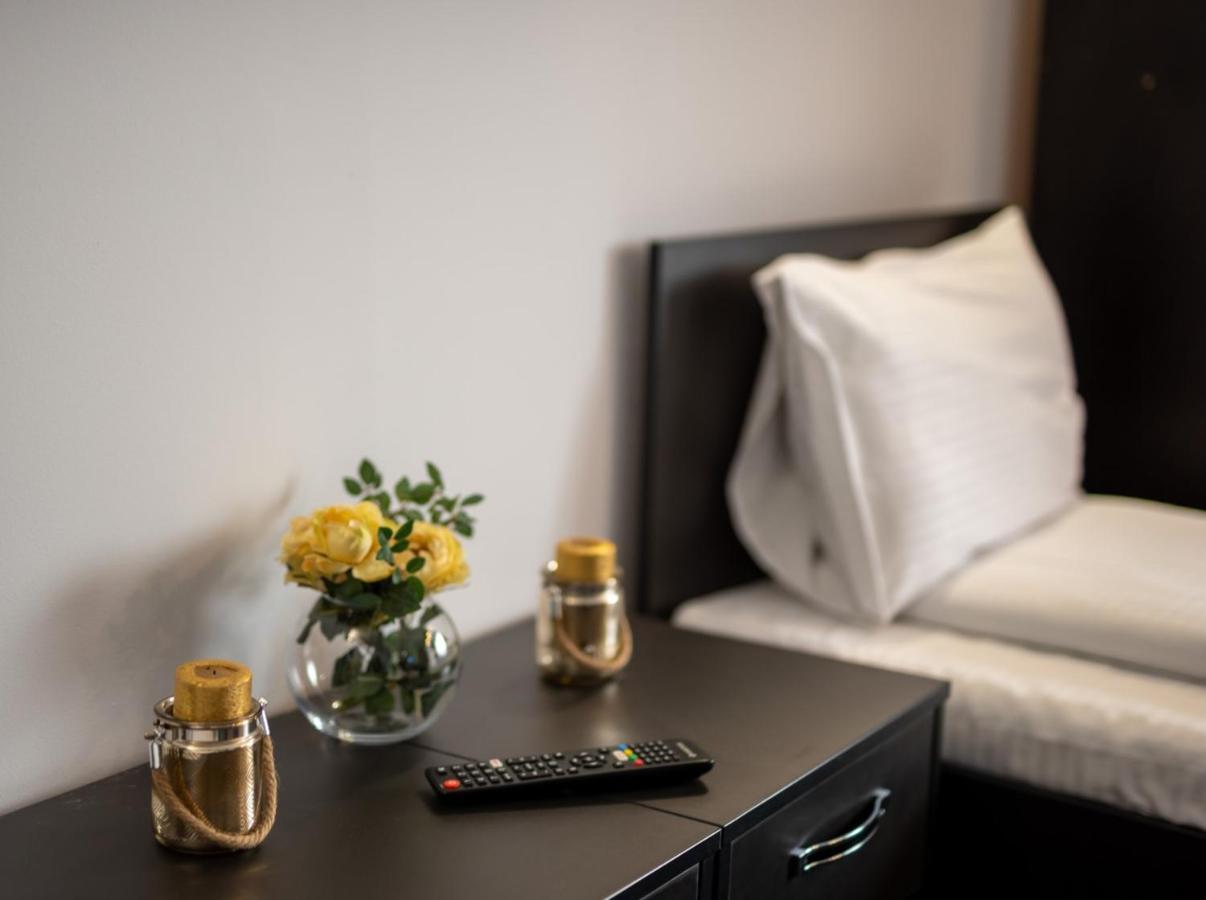 Escala Rooms Ghimbav Exteriér fotografie