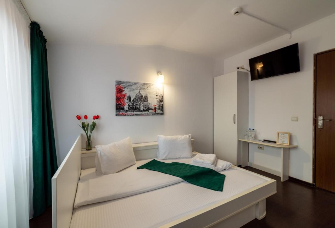 Escala Rooms Ghimbav Exteriér fotografie
