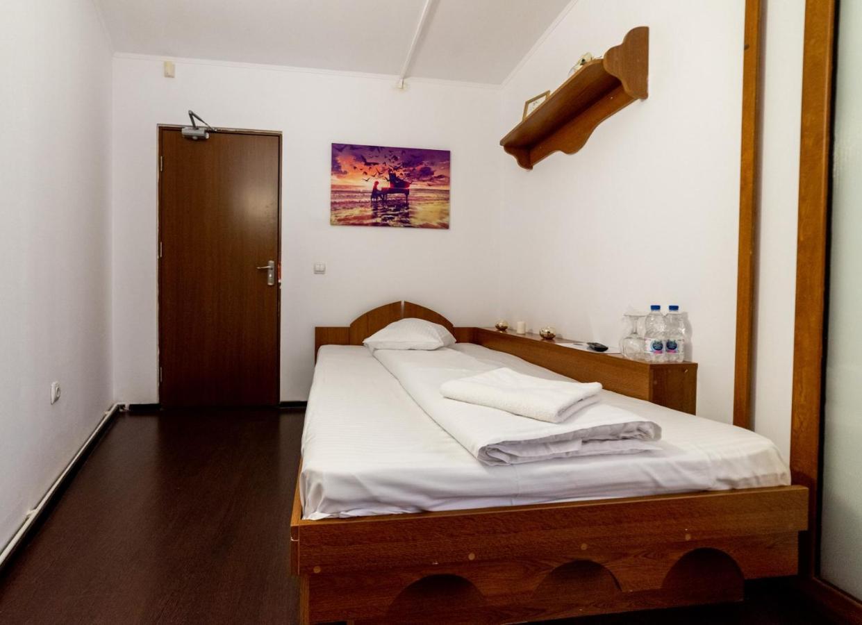 Escala Rooms Ghimbav Exteriér fotografie