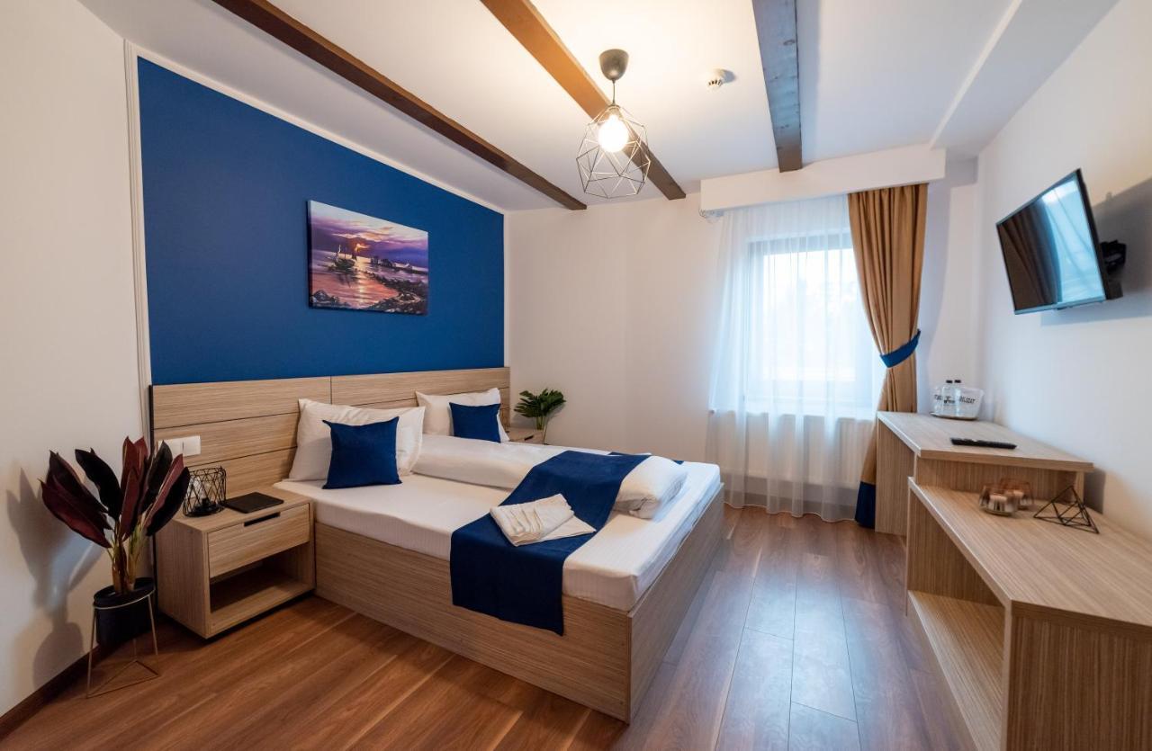 Escala Rooms Ghimbav Exteriér fotografie